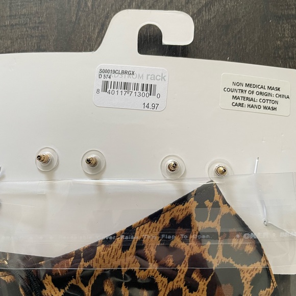 Mask Holder Set - Picture 4 of 4